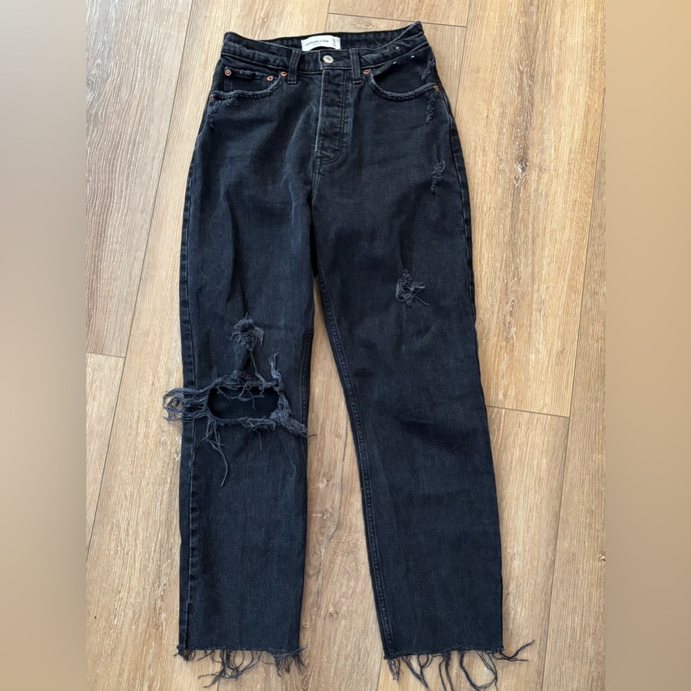 ABERCROMBIE & FITCH High Rise Curve Love Black Denim Distressed‎ Jeans SIZE 25/0
